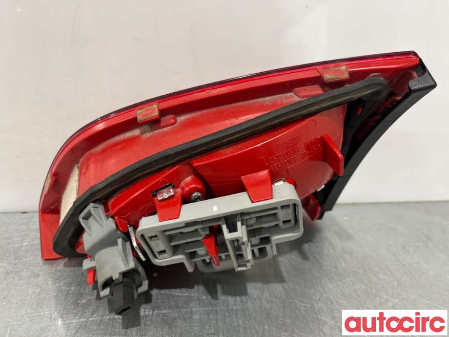 Baklykt venstre indre til Audi A4 2007-2014 (Type IV) (B8) (B8) (AUDI|8K9945093|)