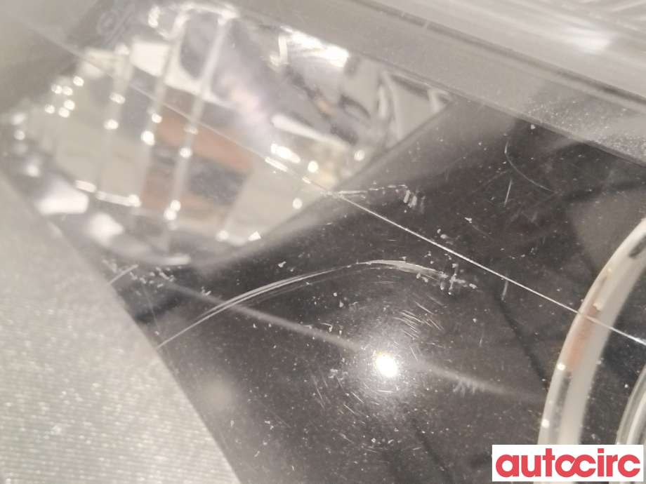 Frontlykt venstre xenon til Opel Astra J 2010-2015 (OPEL|13306933|1ZT010012-01|13398144)