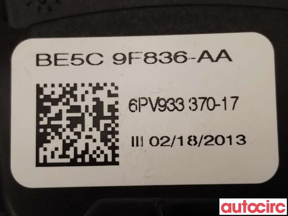 Pedal gass til Tesla Model S 2013-2016 (Fase 1)  (TESLA|1005307-00-A|6PV933-370-17)