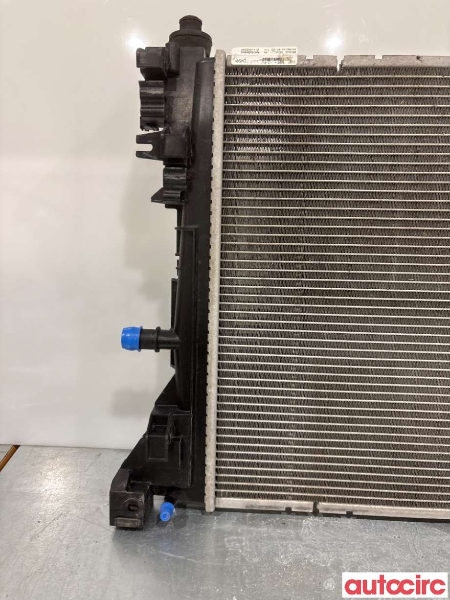 Radiator (automat gir) til Renault Zoe 2013-2019 (Fase 1)  (RENAULT|214104950R|)