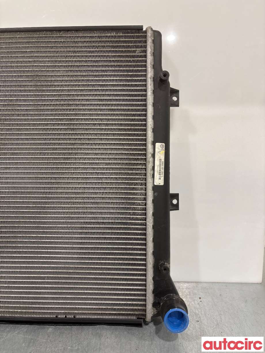Radiator (automat gir) til VW Tiguan 2011-2016 (Type I, Fase 2)  (VOLKSWAGEN|5N0121253N|)