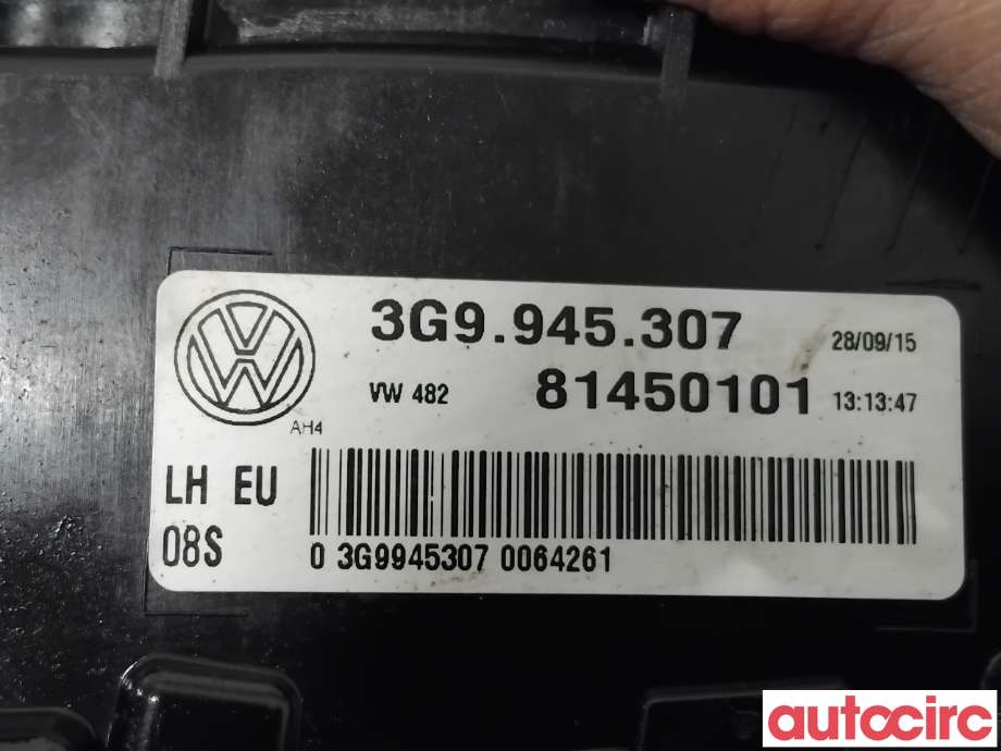 Baklykt venstre indre til VW Passat 2015-2019 (Fase 1) (B8) (B8) (VOLKSWAGEN|3G9945307D|81450101|3G9945307)