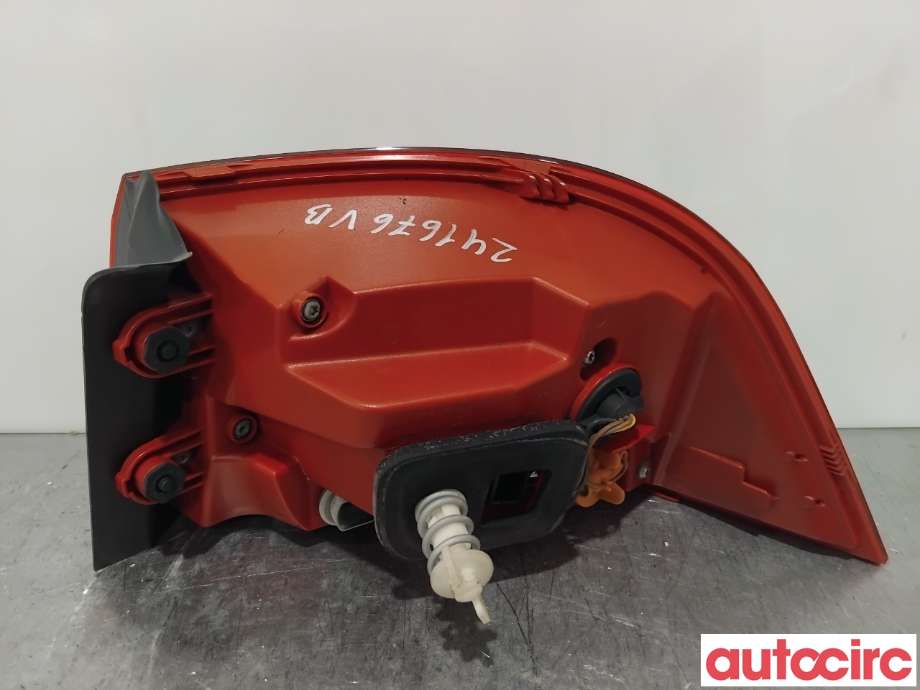 Baklykt venstre til VW Passat 2011-2015 (B7) (B7) (VOLKSWAGEN|3AF945207B|)