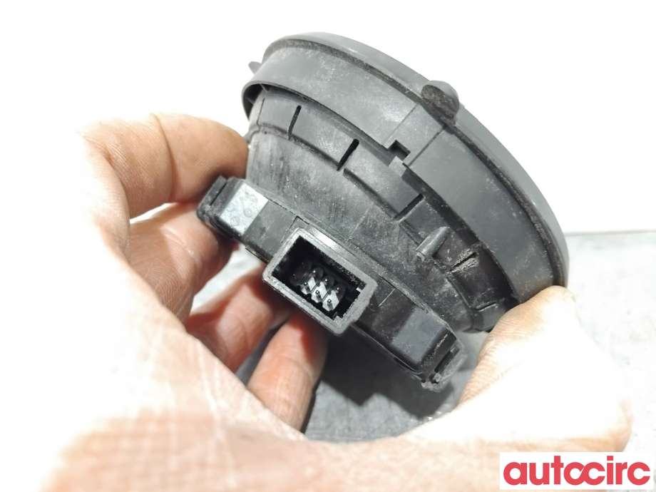 Diverse deler til Volvo XC70 2014-2016 (Type II, Fase 2)  (VOLVO|30716490|)