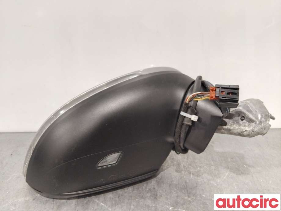 Speil høyre til VW Passat 2015-2019 (Fase 1) (B8) (B8) (VOLKSWAGEN|3G1857508EJ|)