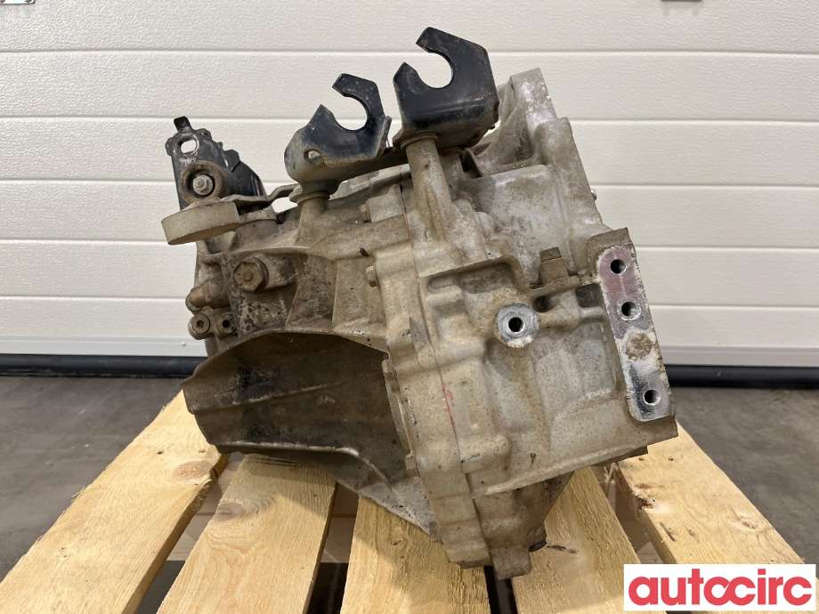 Girkasse manuell 6-trinn til Toyota Auris 2010-2012 (Type I, Fase 2)  (TOYOTA|3030012D91|3030012D90)