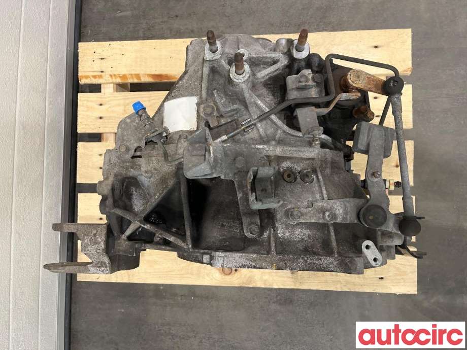Girkasse manuell 6-trinn til Mitsubishi ASX 2010-2019 (MITSUBISHI|2500A390|F6MBA-1-USZ)
