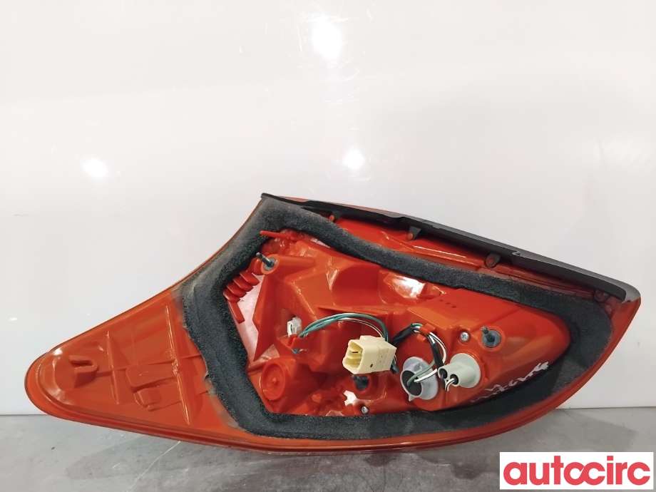 Baklykt høyre til Toyota RAV4 2006-2009 (Type III, Fase 1)  (TOYOTA|8155142091|)