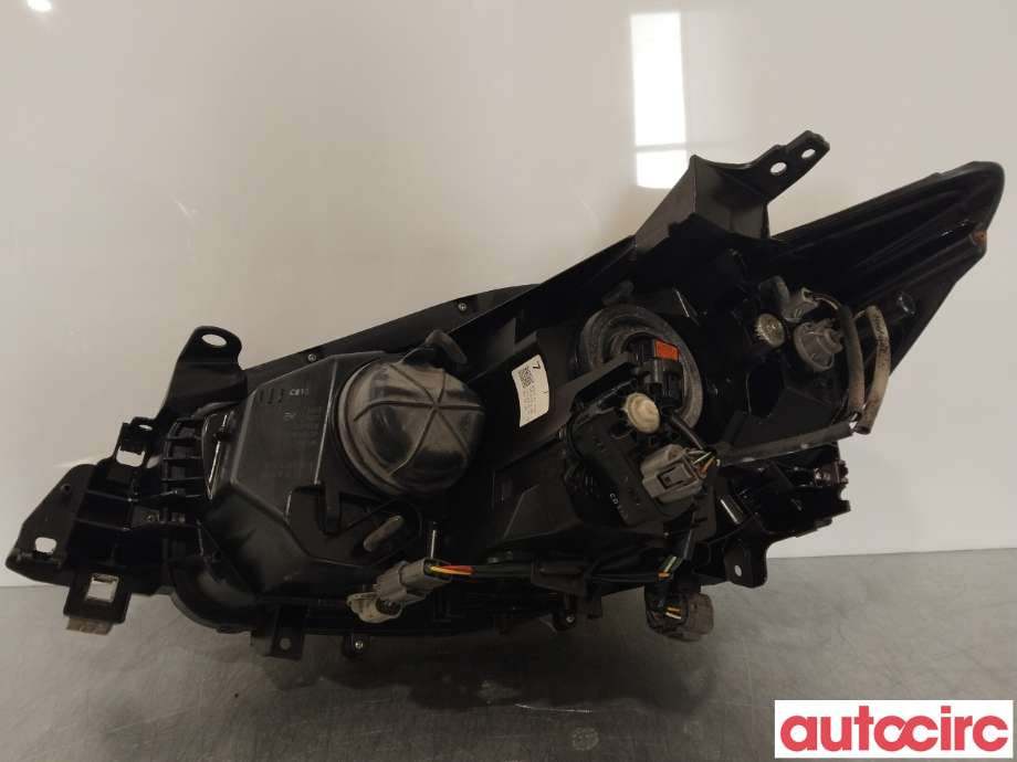 Frontlykt høyre halogen til Mazda CX-5 2012-2017 (Type I)  (MAZDA|KD53-51-031G|KD53-51-030F)