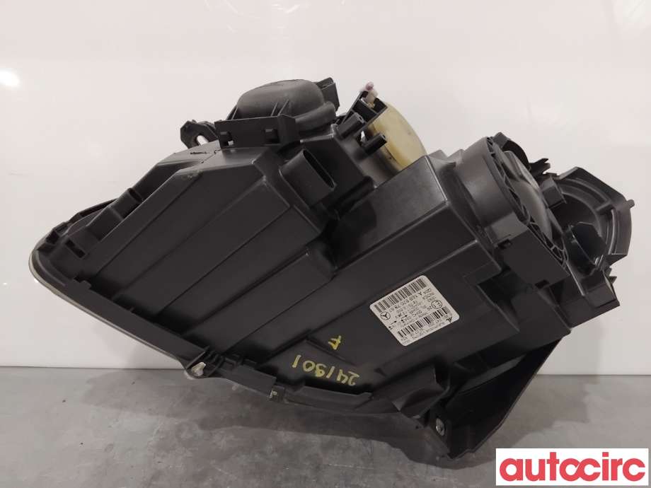 Frontlykt høyre halogen til Mercedes B-Klasse 2008-2011 (Fase 2) (W245) (W245) (MERCEDES|A1698207861|0301247202)
