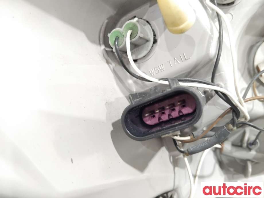 Baklykt høyre til Opel Astra J 2010-2015 (OPEL|13282243|495056087)