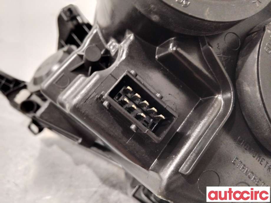 Frontlykt høyre halogen til Citroën Jumpy 2007-2016 (Type II)  (CITROEN|6206L0|)