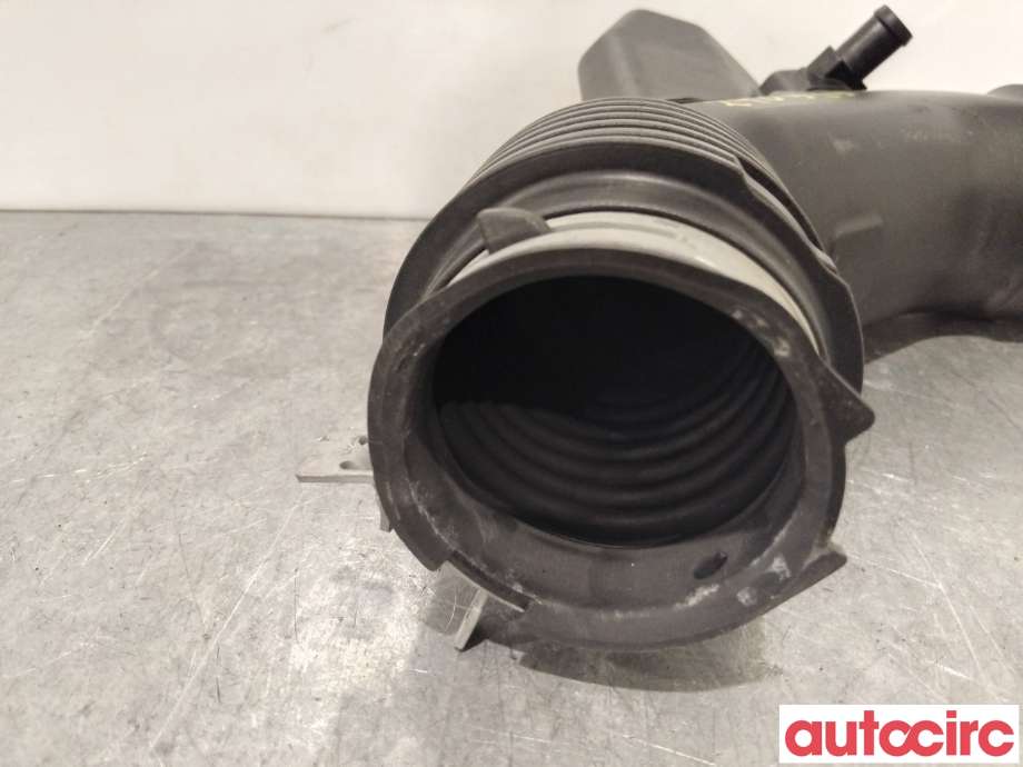 Luftslange innsug til Toyota RAV4 2016-2019 (Type IV, Fase 2)  (TOYOTA|1788136140|)