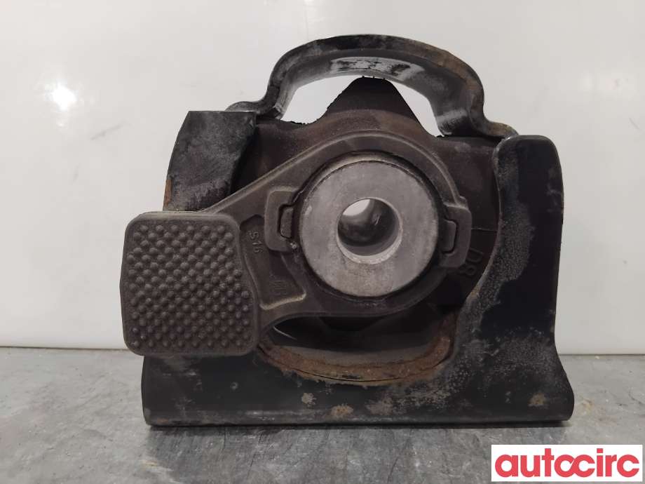Motorfeste til Toyota RAV4 2016-2019 (Type IV, Fase 2)  (TOYOTA|1236136150|)