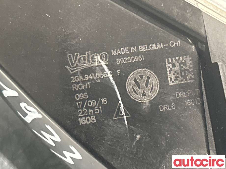 Tåkelykt høyre foran til VW T-Roc 2017-->>  (VOLKSWAGEN|2GA941056J|2GA941056C)