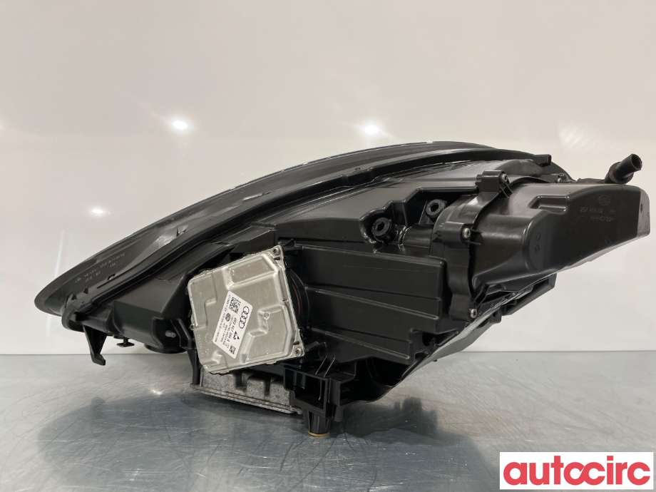 Frontlykt høyre halogen til Porsche Panamera 2017-->> (Type II) (971) (971) (PORSCHE|971941044L|)