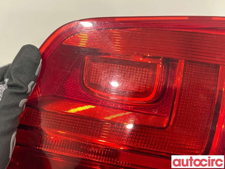 Baklykt høyre indre til VW Tiguan 2011-2016 (Type I, Fase 2)  (VOLKSWAGEN|5N0945094H|)