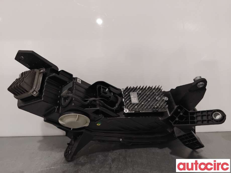 Frontlykt venstre halogen til MG Marvel R 2021-->>  (MG|10934253|)