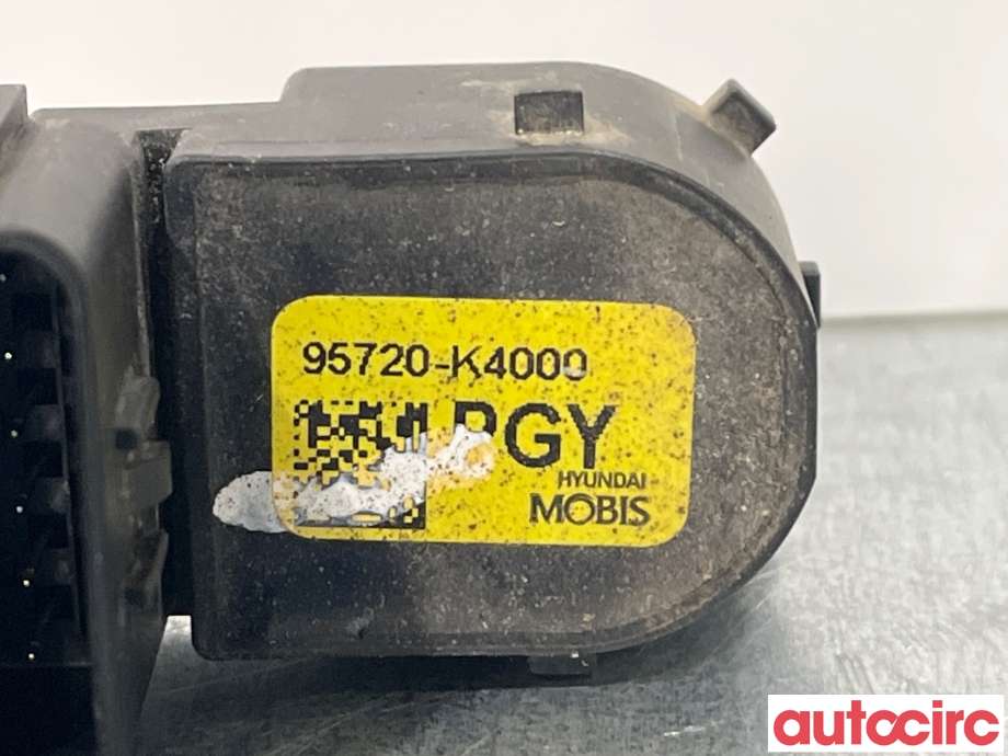 Parkeringssensor bak til Hyundai Kona 2017-2021 (Type I, Fase 1)  (HYUNDAI|95720J9000CA|95720K4000)