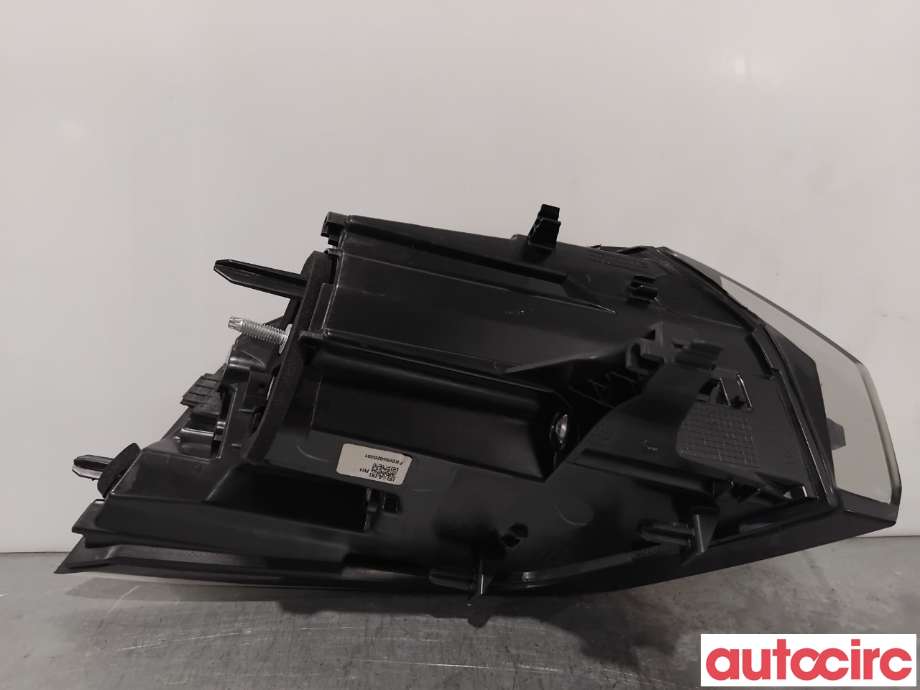Baklykt høyre til Peugeot 2008 2019-->> (Type II)  (PEUGEOT|9838190480|)