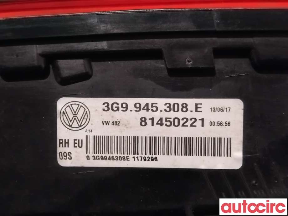 Baklykt høyre indre til VW Passat 2015-2019 (Fase 1) (B8) (B8) (VOLKSWAGEN|3G9945308E|81450221)