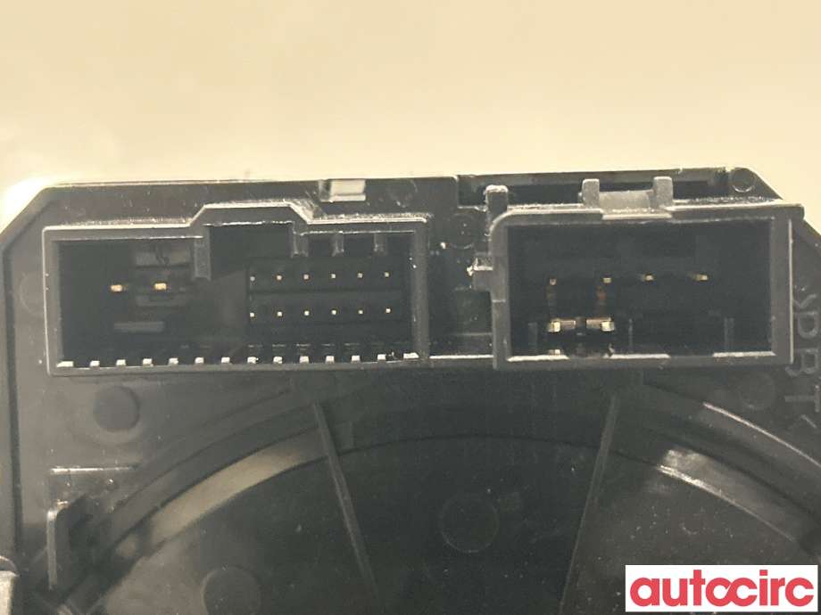 Bryter combi til Hyundai Kona 2017-2021 (Type I, Fase 1)  (HYUNDAI|93404J9860)