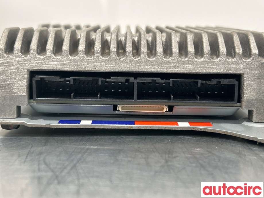 Bilstereo forsterker til Hyundai Kona 2017-2021 (Type I, Fase 1)  (HYUNDAI|96370K4000)