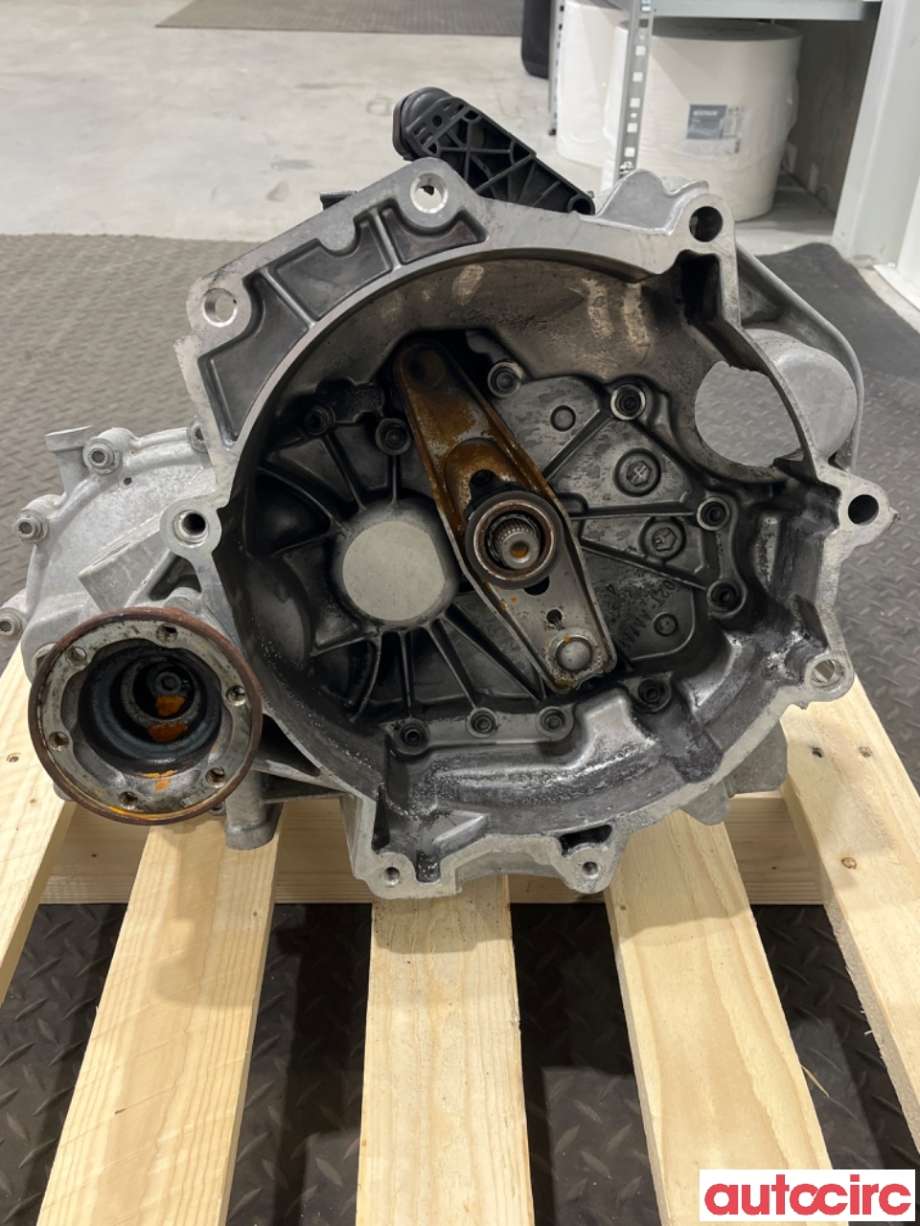 Girkasse manuell til VW Polo 2014-2017 (Type V, Fase 2)  (VOLKSWAGEN|02T300020SX||02T300020S)