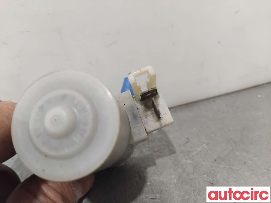 Spylerpumpe foran til Suzuki Grand Vitara 2005-2015 (Type III) (SUZUKI|3841078K11|)