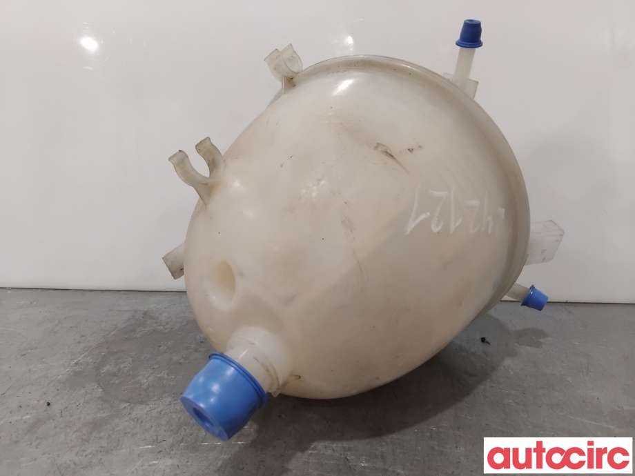 Ekspansjonstank til VW Transporter / Caravelle 2015-2019 (T6) (T6) (VOLKSWAGEN|7E0121407|)