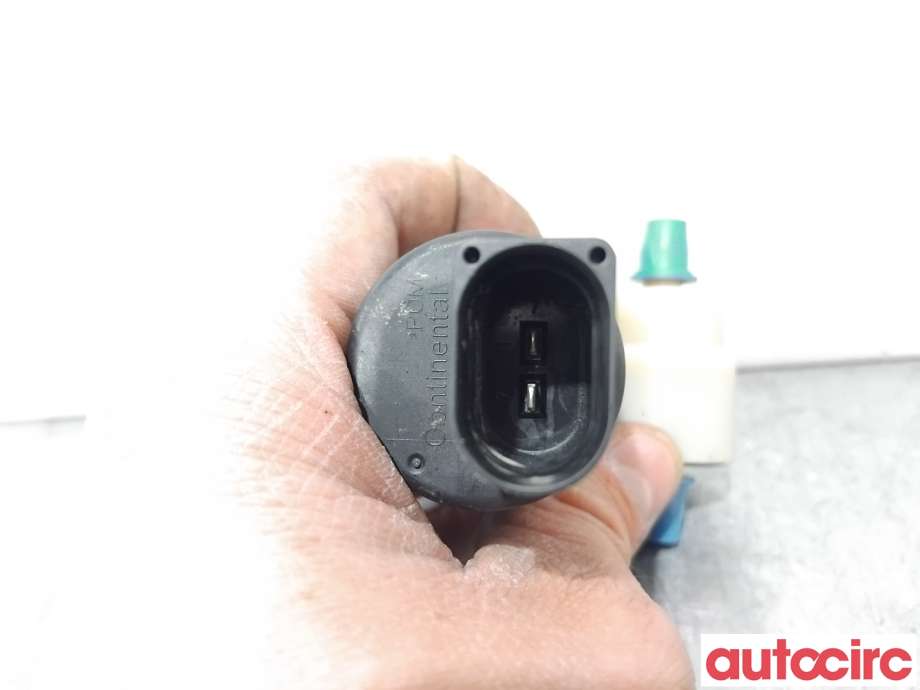 Spylerpumpe foran til VW Golf VI 2008-2012  (VOLKSWAGEN|1K6955651|)