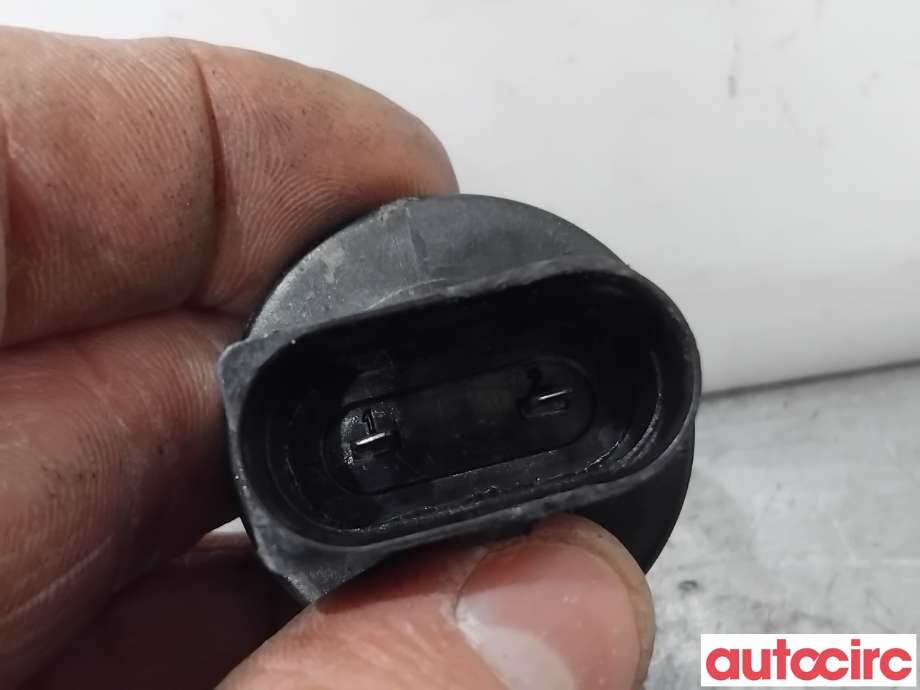 Diverse deler til VW Golf VI 2008-2012  (VOLKSWAGEN|7M0919376|)