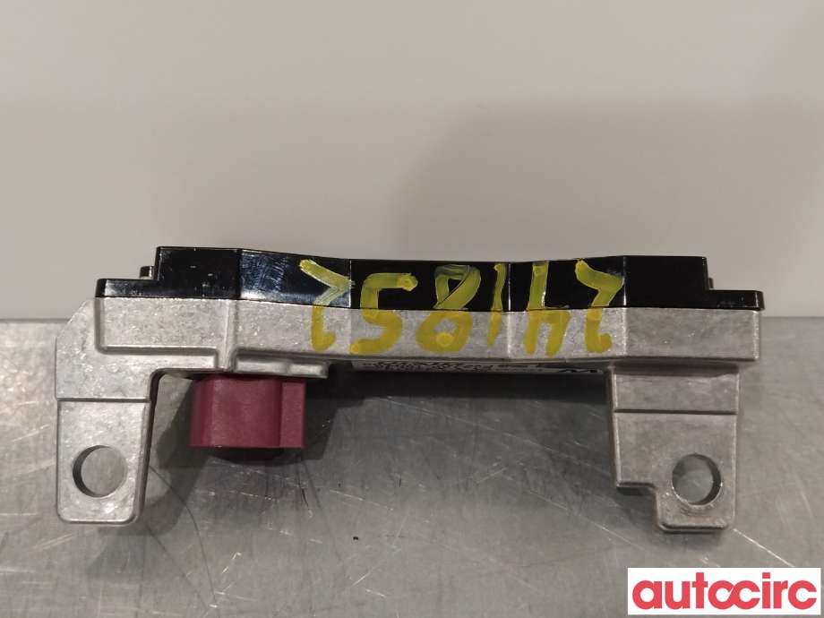 Kamera til Toyota bZ4X 2022-->>  (TOYOTA|8647142010)