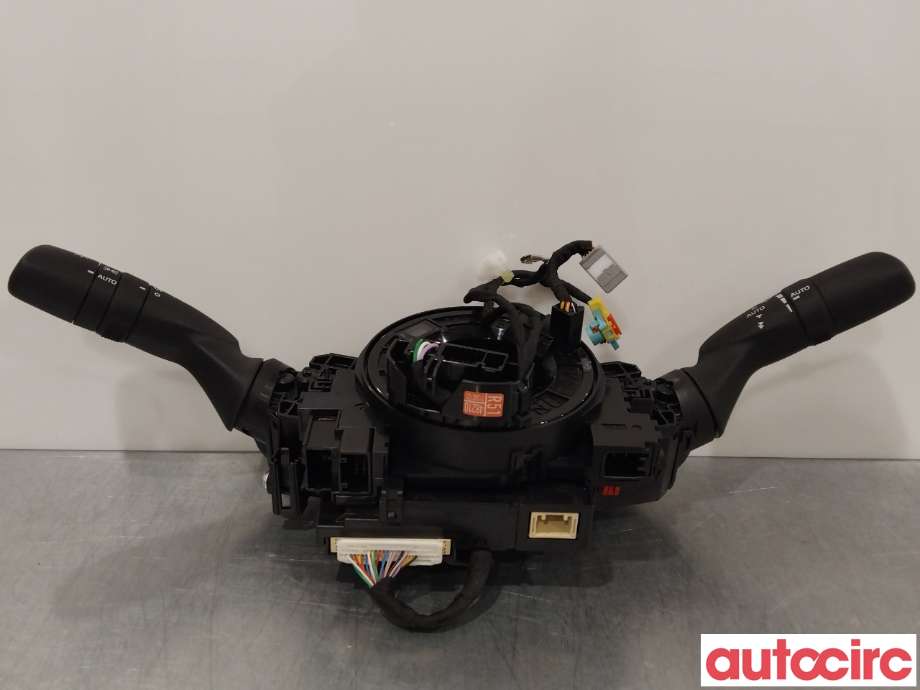 Bryter combi til Toyota bZ4X 2022-->>  (TOYOTA|8431911010|)