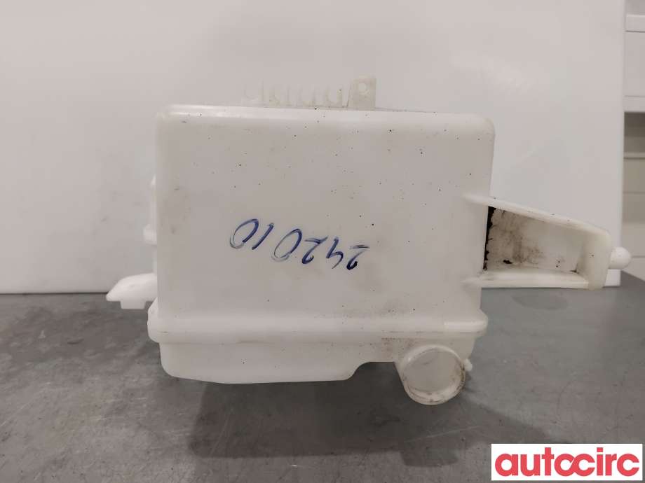 Spylertank til Volvo V40 2012-2019  (VOLVO|31276096||31276094)