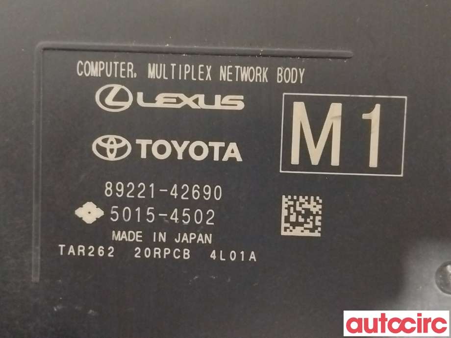 Sikringsboks til Toyota bZ4X 2022-->> (TOYOTA|8273042861|)