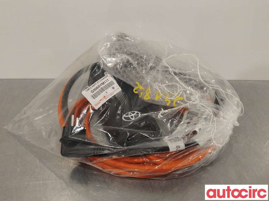 Batterilader kabel til Toyota bZ4X 2022-->>  (TOYOTA|G906047471|G9060YM111)