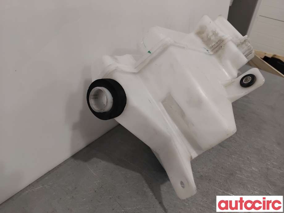 Spylertank til Volvo V90 / V90 CC / S90 2016-->> (VOLVO|31378750||31378731)