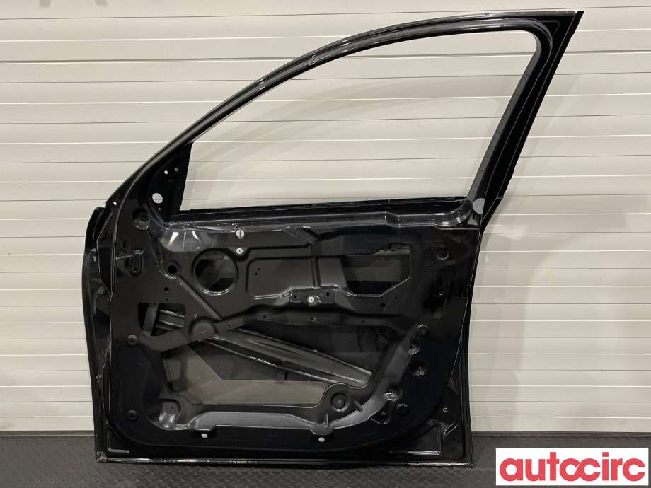 Dør høyre foran til BMW X6 2008-2014 (E71/E72) (E71/E72) (BMW|41517198160)