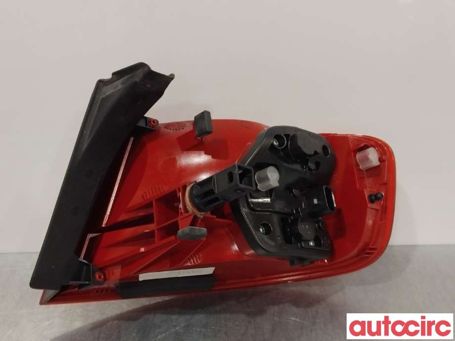 Baklykt venstre til Audi A4 2007-2014 (Type IV) (B8) (B8) (AUDI|8K5945095D|)