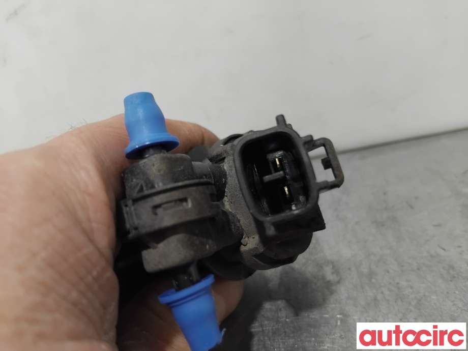 Spylerpumpe foran til Toyota RAV4 2013-2015 (Type IV, Fase 1)  (TOYOTA|8533042010|060210-5810|85330-42010)