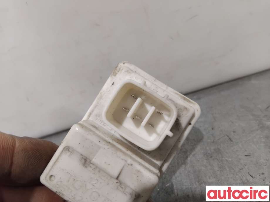 Rele diverse til Toyota RAV4 2013-2015 (Type IV, Fase 1)  (TOYOTA|8594202060||85942-02060)