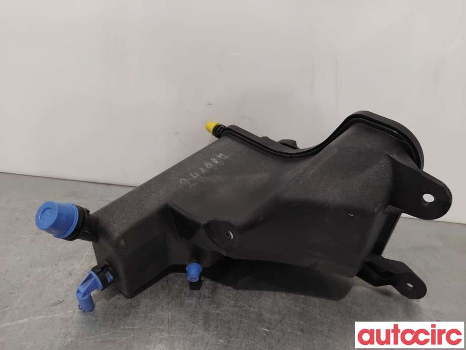 Ekspansjonstank til BMW 1-Serie 2004-2011 (E81/E82/E87/E88) (E81/E82/E87/E88) (BMW|17138570079||17137810592)