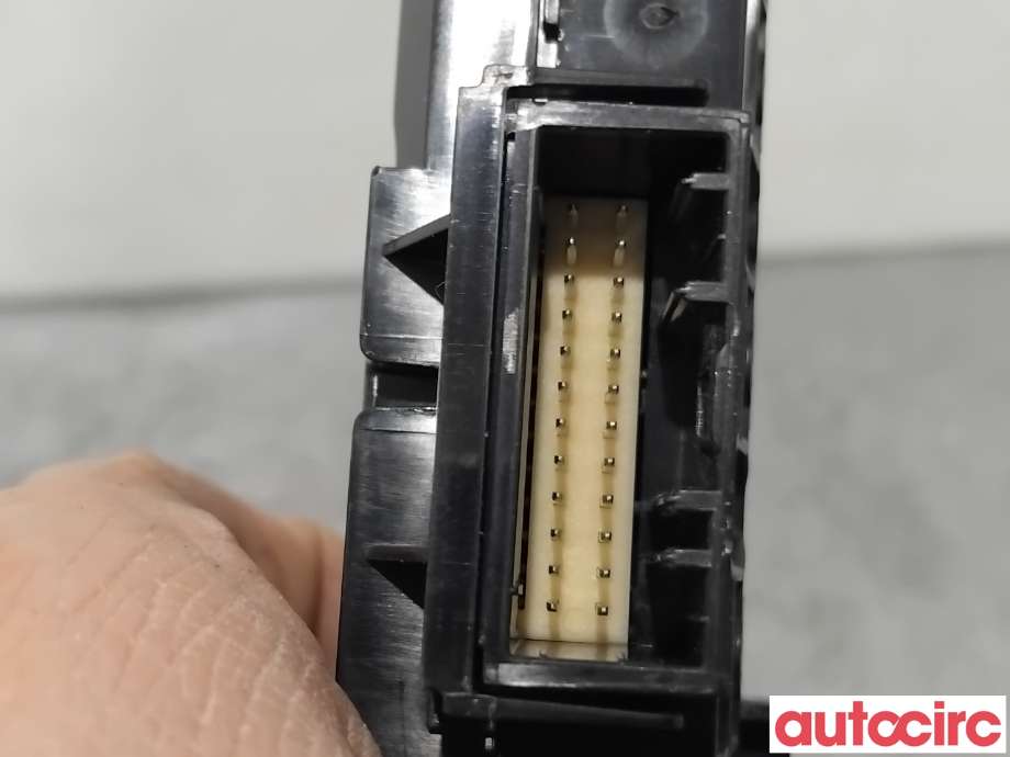 Bryter diverse til Renault Zoe 2013-2019 (Fase 1)  (RENAULT|283E81661R|)