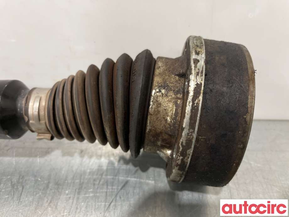Drivaksel høyre foran til VW Golf VI 2008-2012  (VOLKSWAGEN|1K0407764RX|2SPJ|5Q0407272FG)
