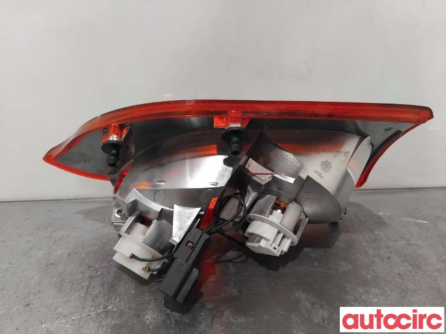 Baklykt fra støtfanger til Opel Insignia A 2009-2014  (OPEL|13226854|495056087|22950969)