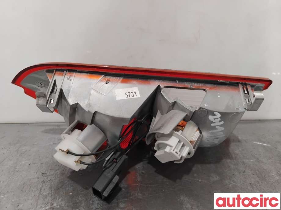 Baklykt fra støtfanger til Opel Insignia A 2009-2014  (OPEL|13226855|495056087|22950970)