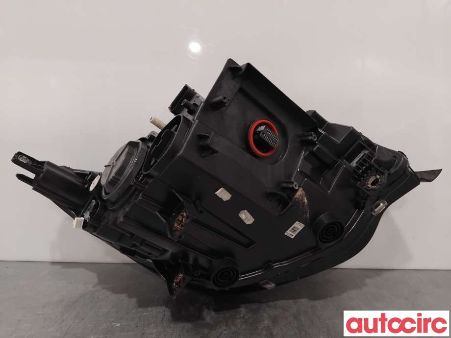 Frontlykt venstre halogen til BMW i3 2013-2022  (BMW|63117448387|90118323|6311-7472185)