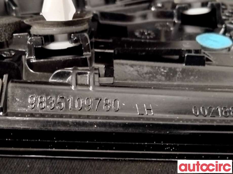 Refleksplate til Citroën C4, Spacetourer 2019-->>  (CITROEN|9835109780|)