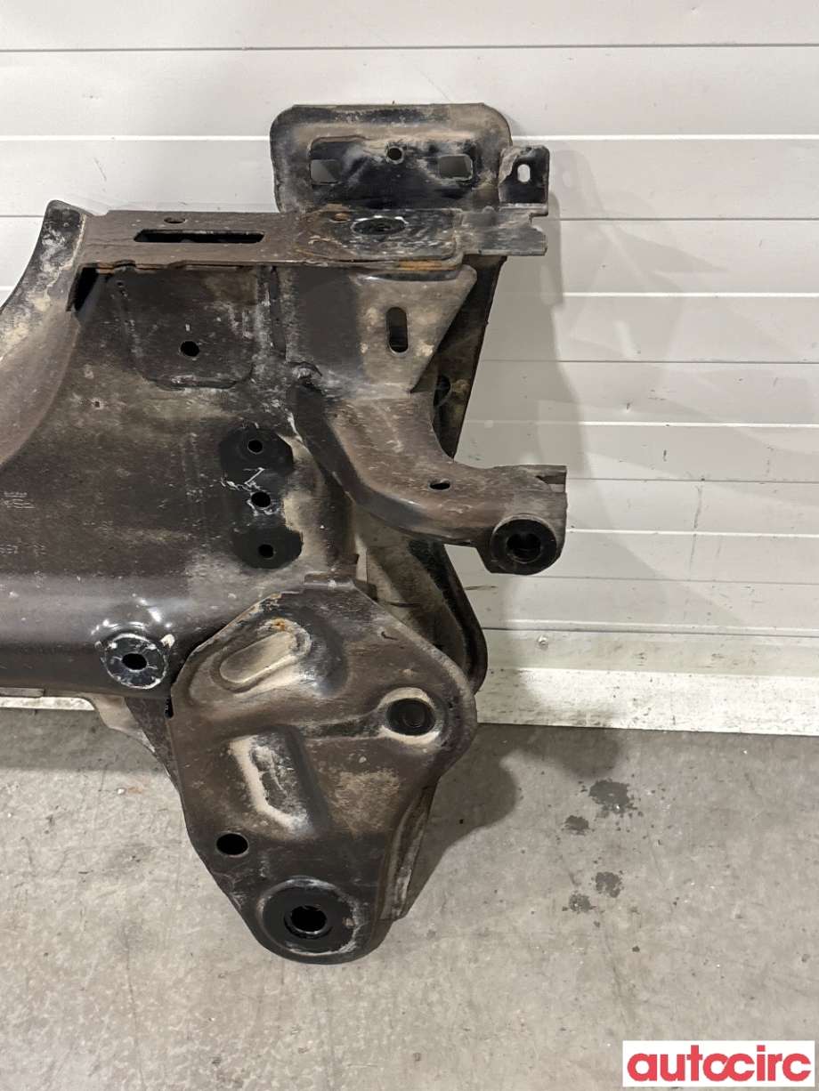 Travers foran hoved til Peugeot 208 2019-->> (Type II)  (PEUGEOT|9827504880|)